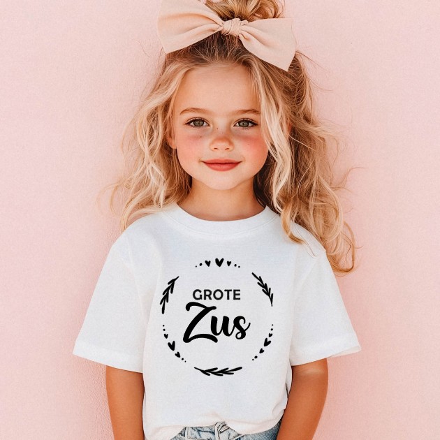Grote zus aankondigingsshirt met bloemenkrans