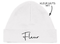 Babymutsje met naam &ndash;  Wit