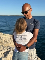 Los twinning shirt KIND | Naam est. datum omlijning