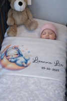 Babydeken met naam en geboortedatum | Rabbit Moon